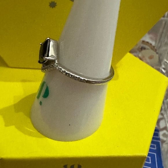 .925 solid sterling silver black onyx cubic zirconia $180 size 7. - Picture 2 of 3